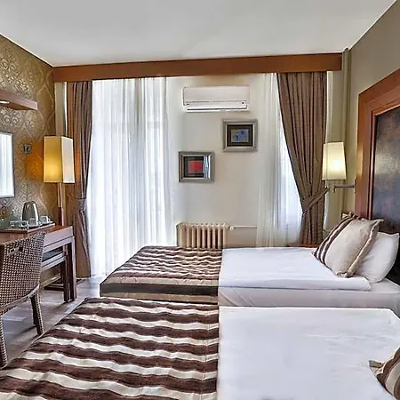 Grand Terme Отель